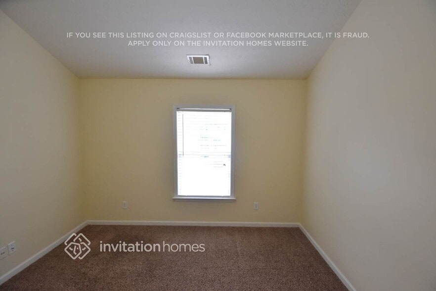 Building Photo - 2116 Leafmore Ct SE