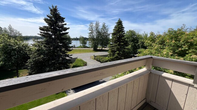 Building Photo - Lake Hood views!  (2) Bed / (2) Bath Condo...