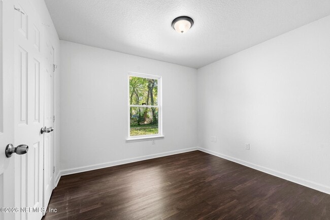 Building Photo - 1470 Windle St