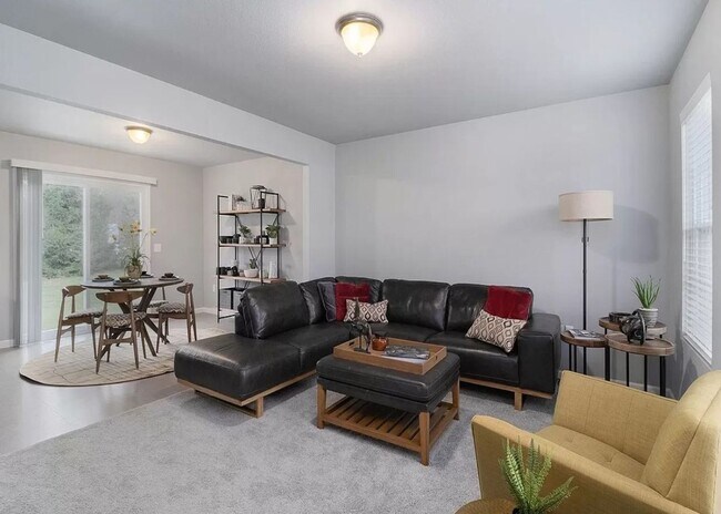 Building Photo - Newer 4 Bedroom Condo in Tiburon for Lease!