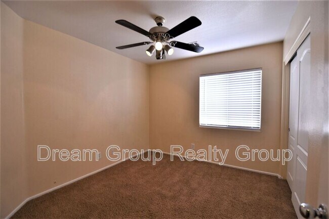 Building Photo - 10584 W Moultrie Ave