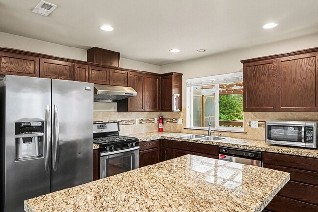 Building Photo - 29 112th St SE