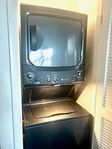 Building Photo - 736 W Ocean View Ave