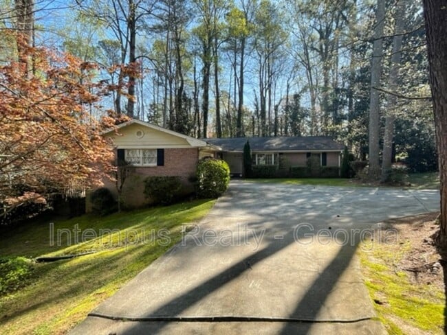 Building Photo - 3474 Sunderland Cir NE