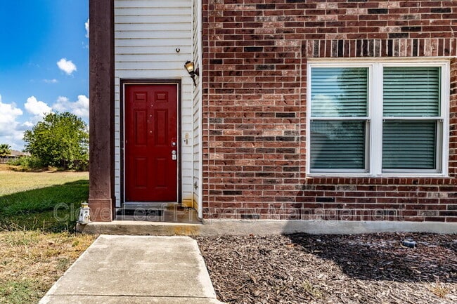 Building Photo - 1045 Stone Trail