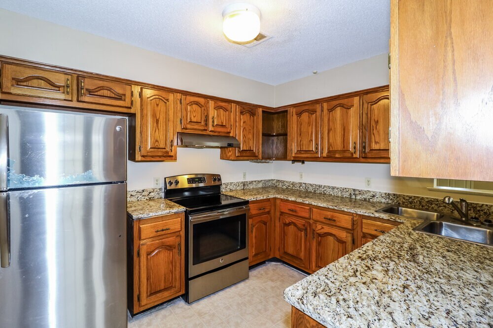 Building Photo - 1611 Oaken Bucket Dr