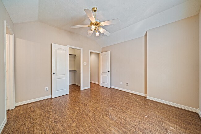 Building Photo - 9306 Lochflora Dr