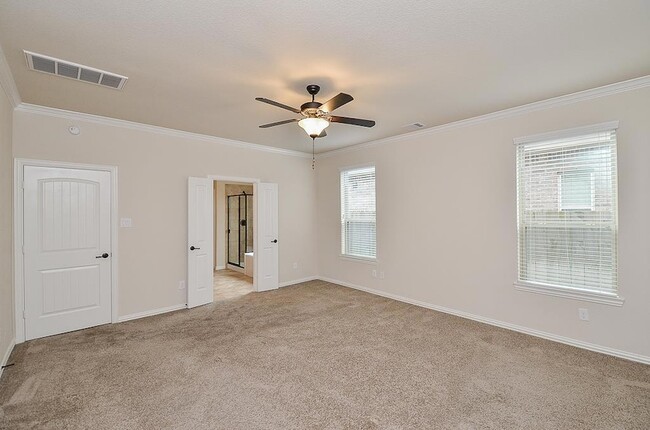 Building Photo - 9411 Sparrow Creek Ct