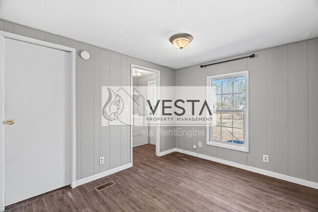 Building Photo - 442 Wickins Dr