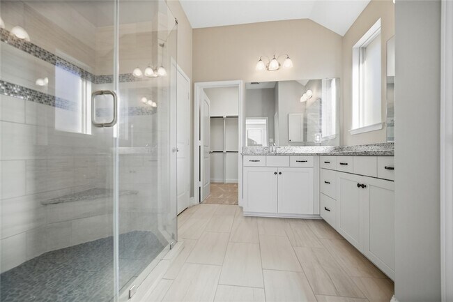 Building Photo - 14915 Violet Willow Ct