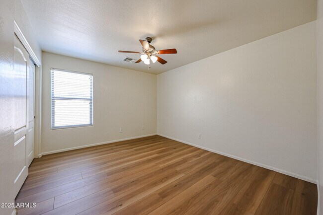 Building Photo - 13398 N 177th Dr