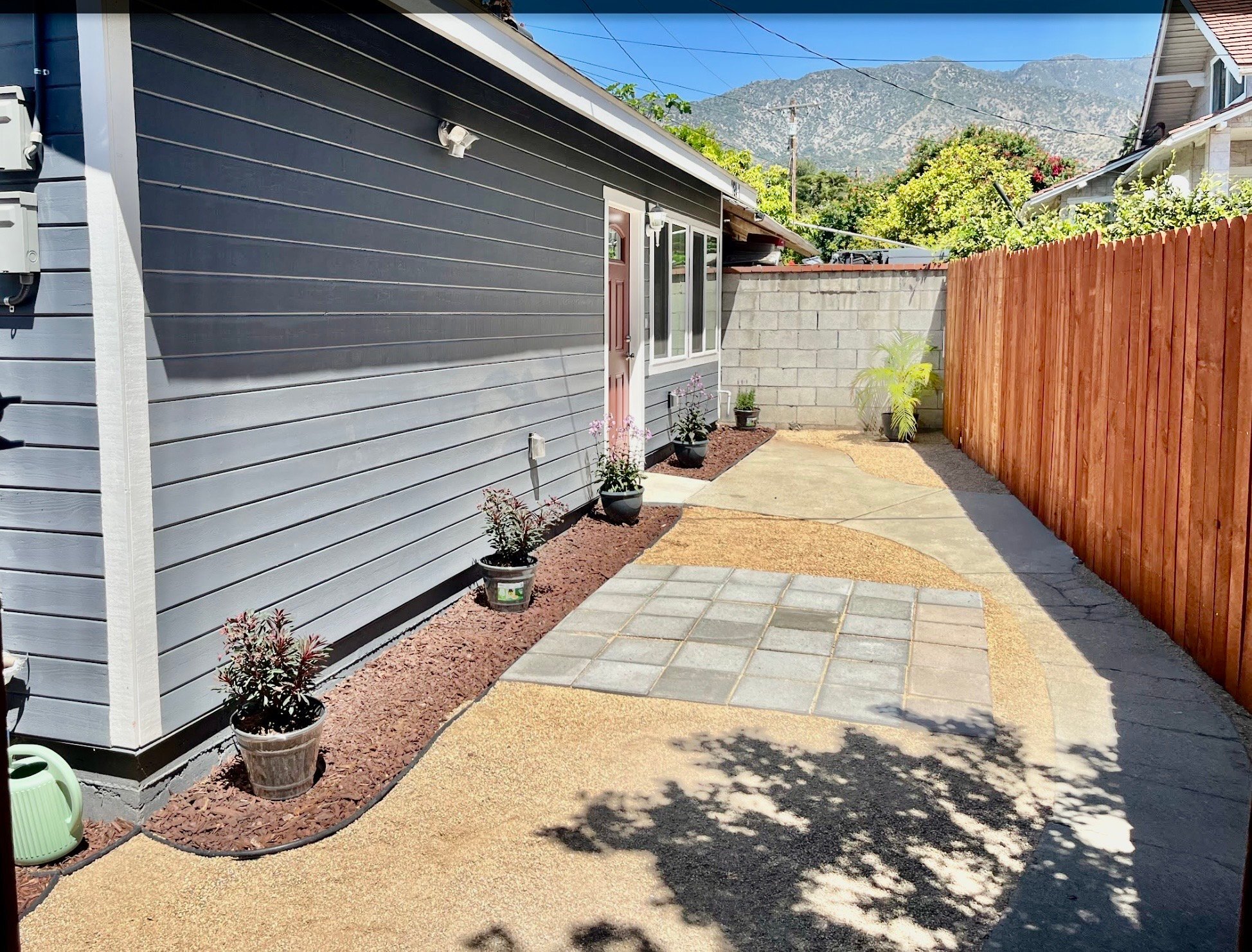 Building Photo - 158 N Canyon Blvd