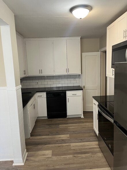 Building Photo - 416 4th St SW