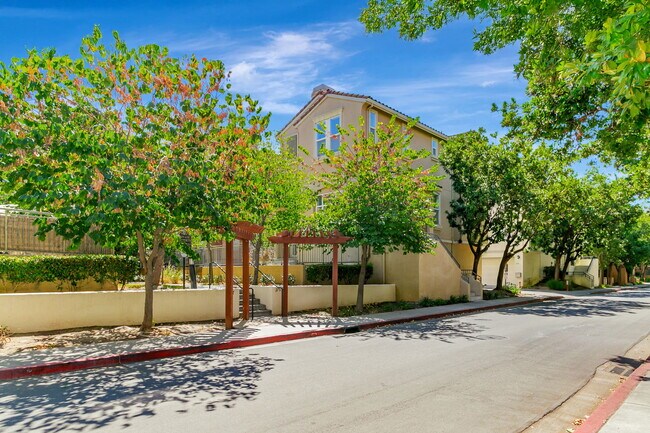 Building Photo - 2743 Corde Terra Cir