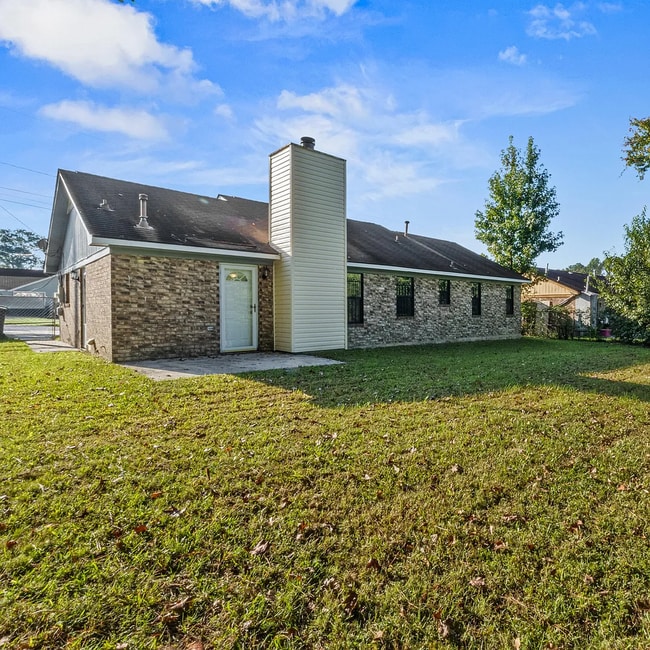 Building Photo - Nice home for rent.