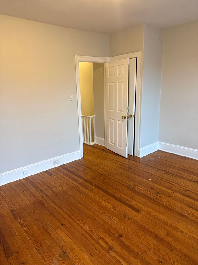 Building Photo - Lovely 3BR House Available for Rent