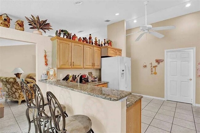 Building Photo - 7120 Coral Ridge Rd