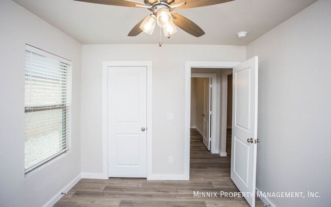 Building Photo - 312 E 77th St