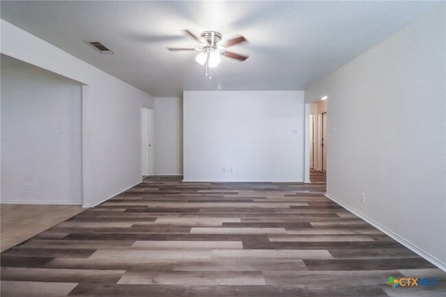 Building Photo - 3102 Ida Dr