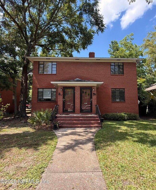 Primary Photo - 2217 Ernest St