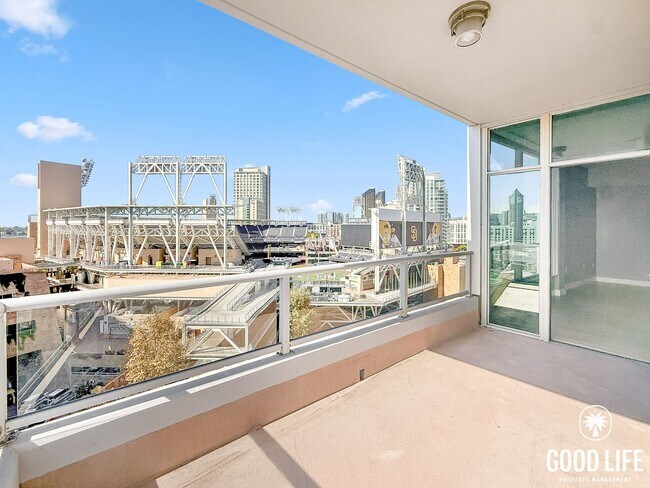 Building Photo - Downtown Luxury Living with AMAZING Petco ...