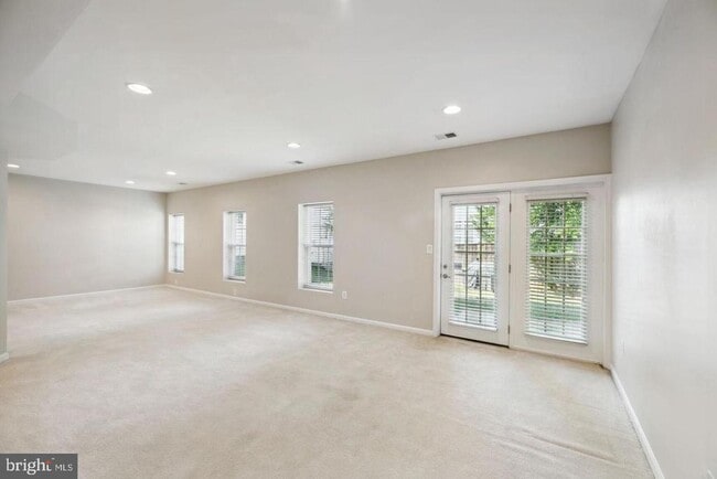 Building Photo - 9050 Galvin Ln