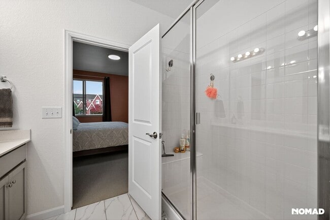 Building Photo - 18201 French Creek Ave