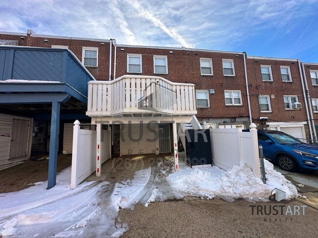 Building Photo - 217 Stevens St