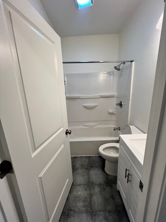 Building Photo - 123 Intervale St