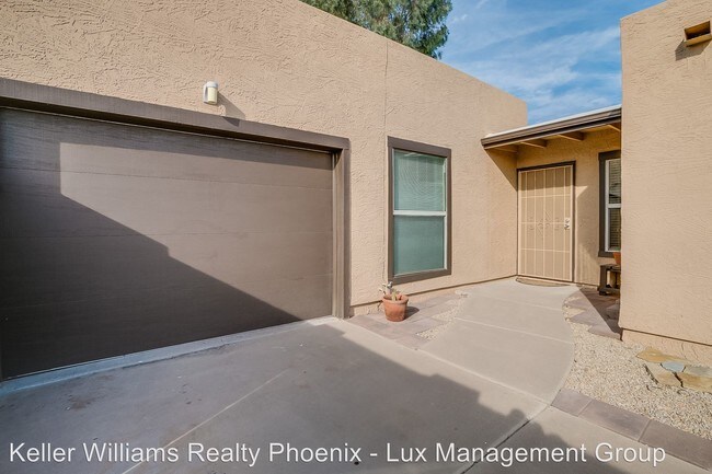 Building Photo - 2 br, 2 bath House - 460 North 64th Place