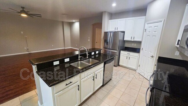 Building Photo - 10279 Newminster Loop