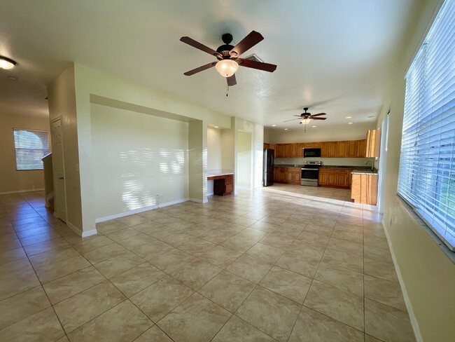 Building Photo - Gated Lake Front- 4 Bedrooms with loft- 3 ...