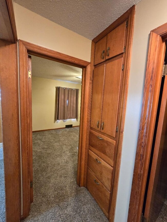 Building Photo - 218 Miami St