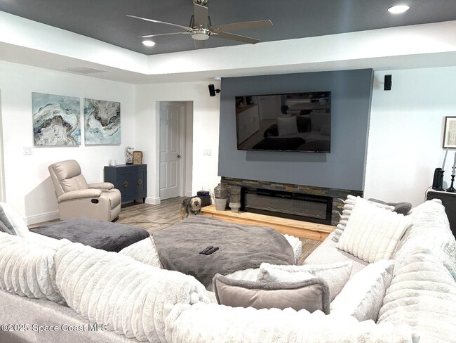 Building Photo - 259 Wilton Ave SW