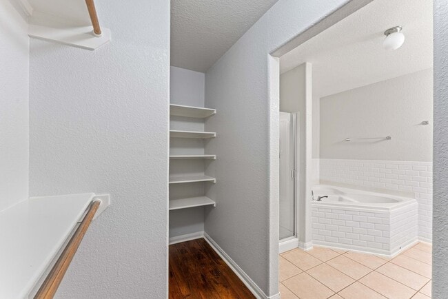 Building Photo - 10926 Acorn Canyon