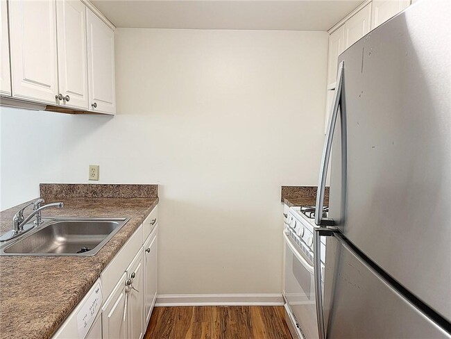 Building Photo - 66 Country Pl Ct