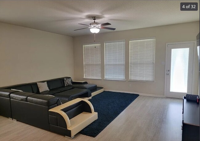 Building Photo - 7845 Old Gate Rd