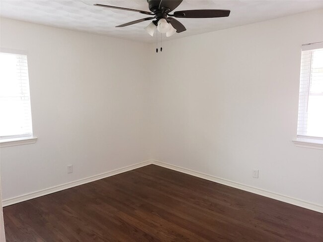 Building Photo - 11038 Wyatt St