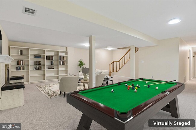 Building Photo - 9708 Locust Hill Dr