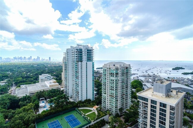 Building Photo - 2678 Tigertail Ave