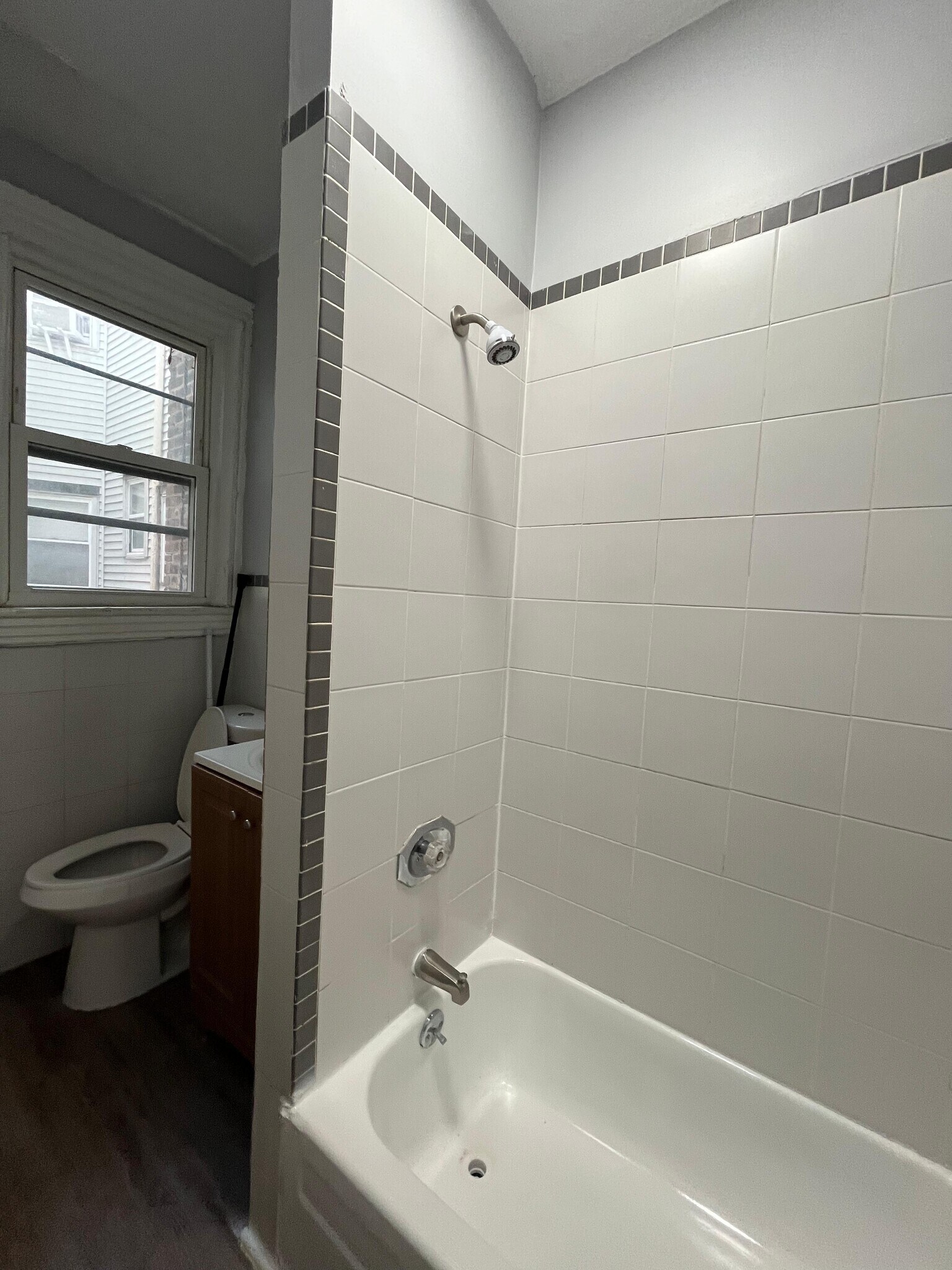 Building Photo - 391 Avenue C