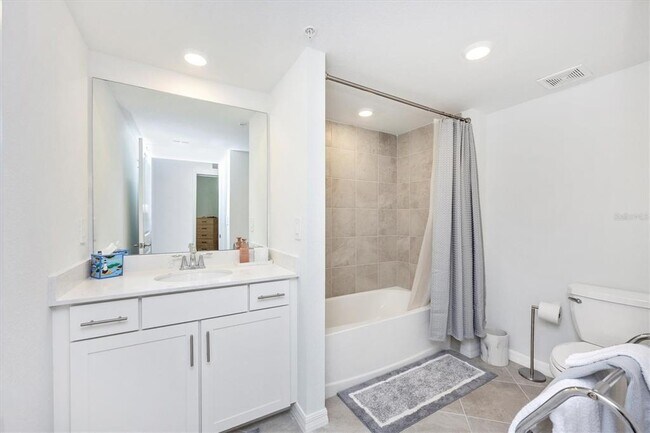 Building Photo - 12640 Radiance Ct