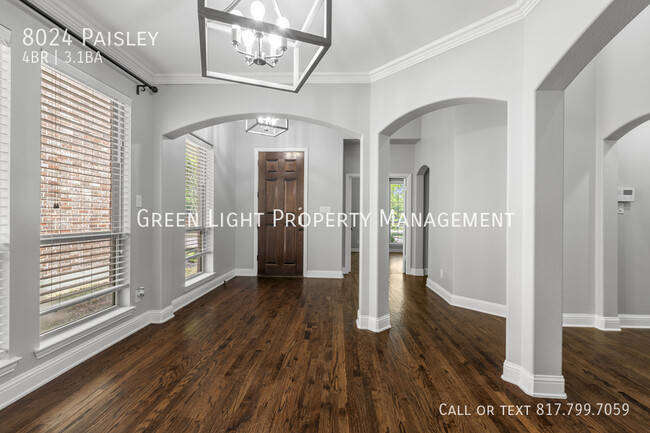 Building Photo - 8024 Paisley-