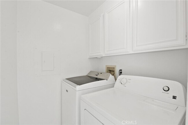 Building Photo - 2175 Pacific Ave