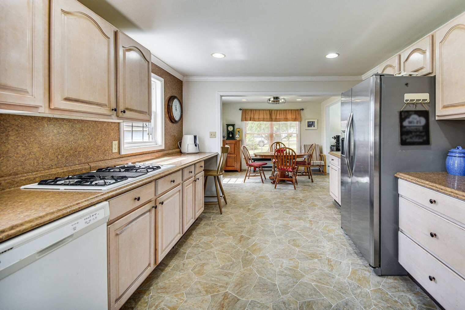 Building Photo - 31345 Sunset Dr