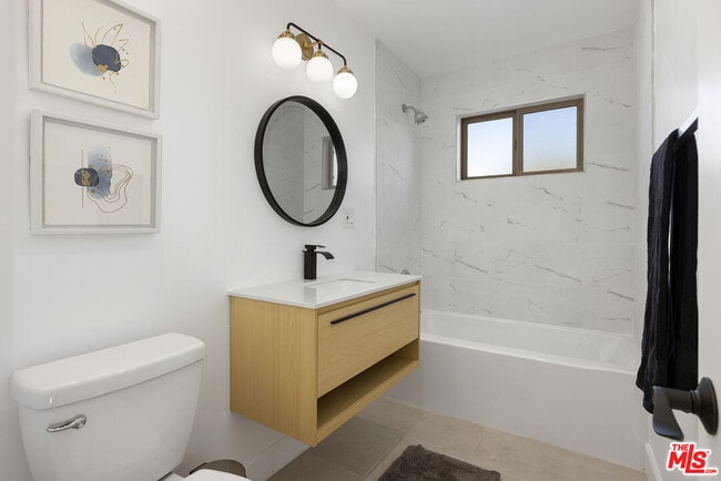 Building Photo - 44251 Russell Ln