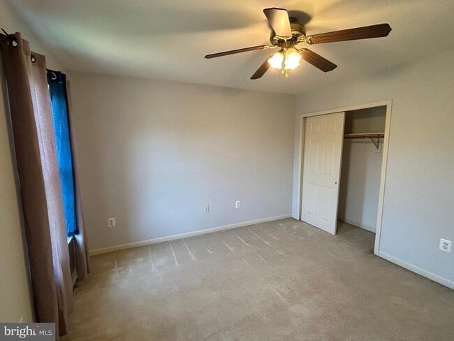 Building Photo - 13220 Willow Point Dr