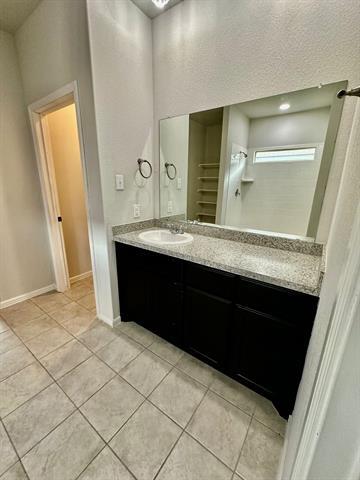 Building Photo - 16525 Portage St