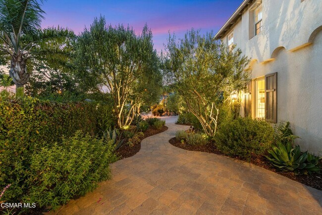 Building Photo - 4372 Via Juanita