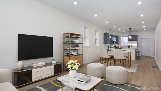 Building Photo - 2036 N Hoyne Ave